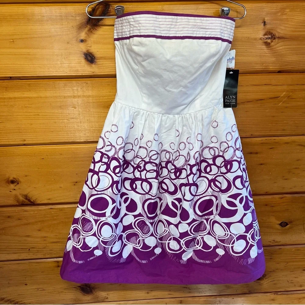 Alyn Paige White and Purple Strapless Fit & Flare Lined Cotton Dress 3/4